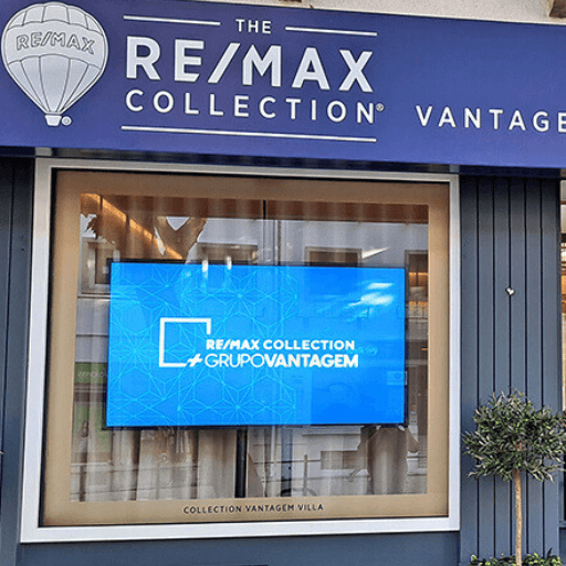 montra digital remax Collection Vantagem Villa cascais